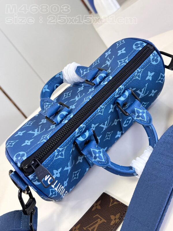 Louis Vuitton  Keepall Bandoulière 25