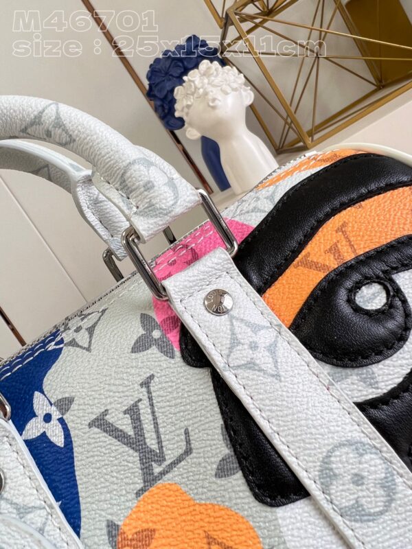 Louis Vuitton Keepall Bandoulière 25