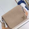 Louis Vuitton Takeoff Messenger
