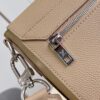 Louis Vuitton Takeoff Messenger