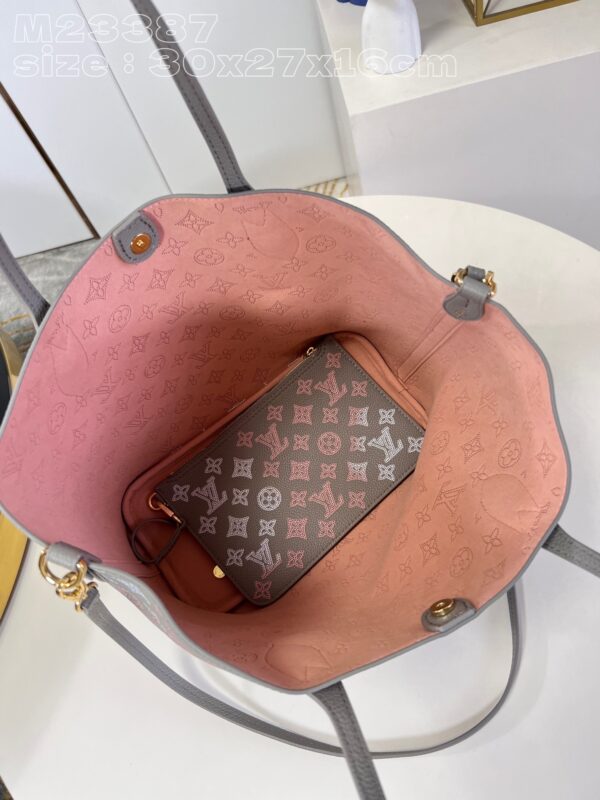 Louis Vuitton Bella
