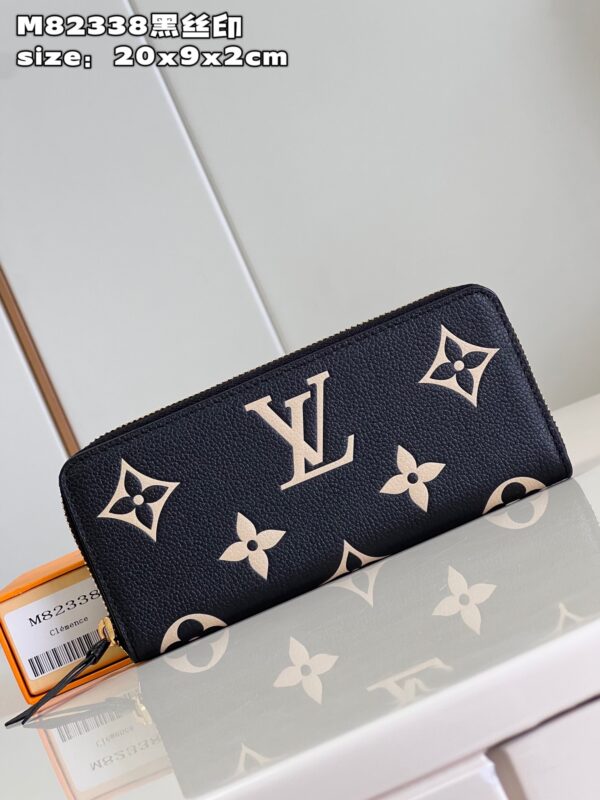 Louis Vuitton Clémence Wallet