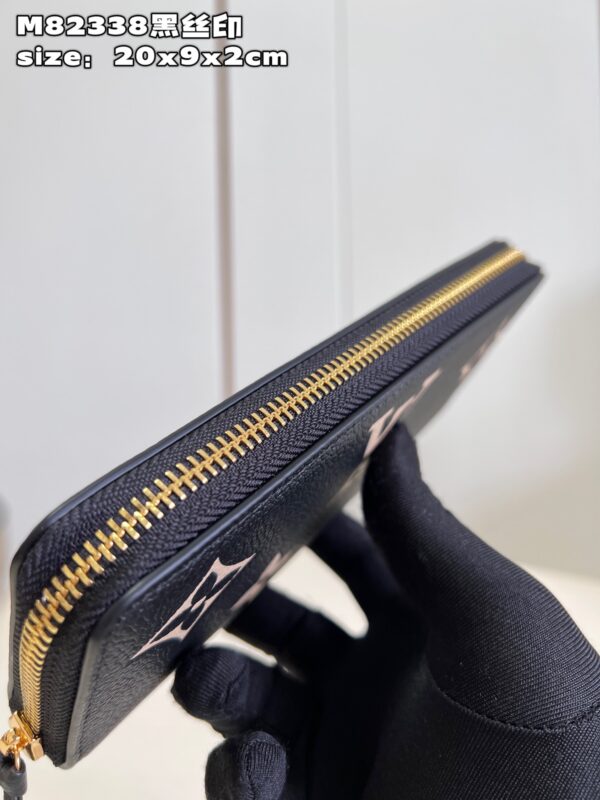 Louis Vuitton Clémence Wallet