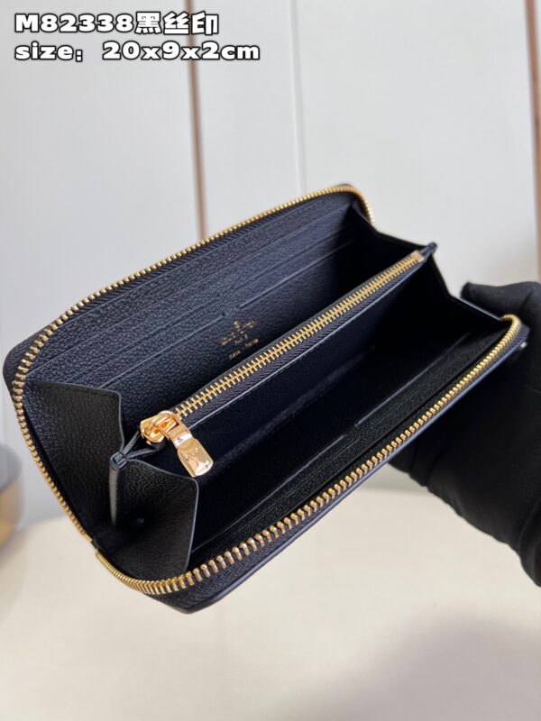 Louis Vuitton Clémence Wallet