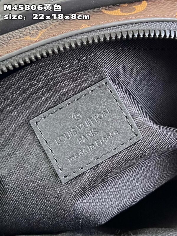 Louis Vuitton S Lock Messenger