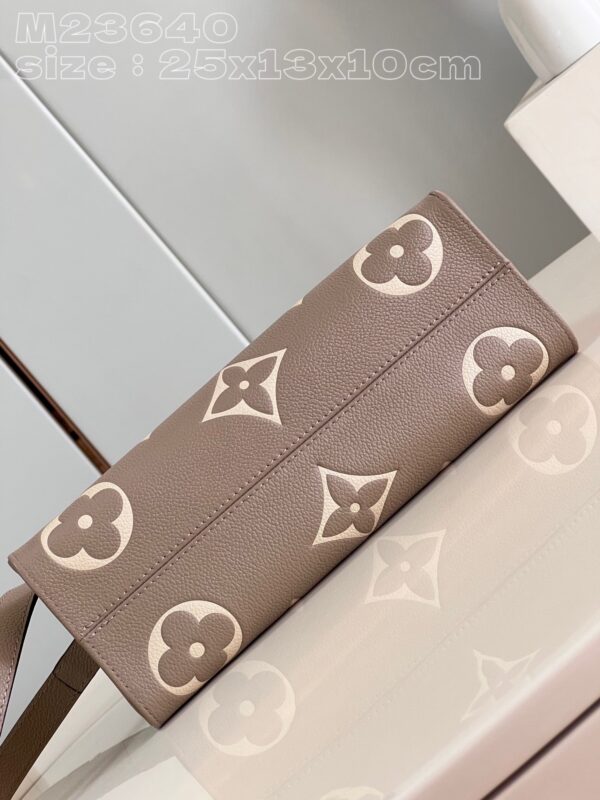Louis Vuitton  OnTheGo East West