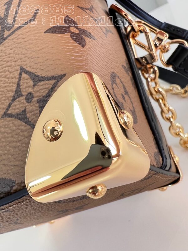 Louis Vuitton Noé Purse LV Charms