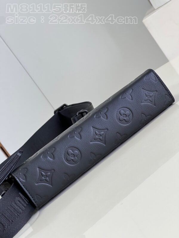 Louis Vuitton Gaston Wearable Wallet