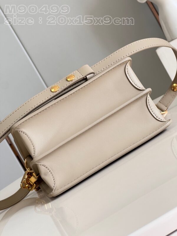 Louis Vuitton Mini Dauphine