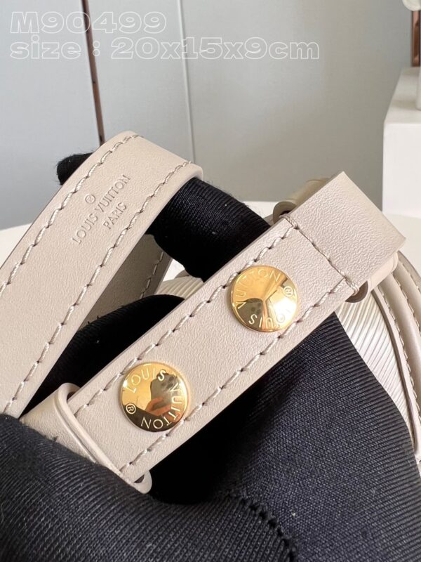 Louis Vuitton Mini Dauphine