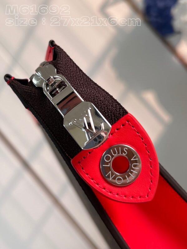 Louis Vuitton Pochette Voyage MM