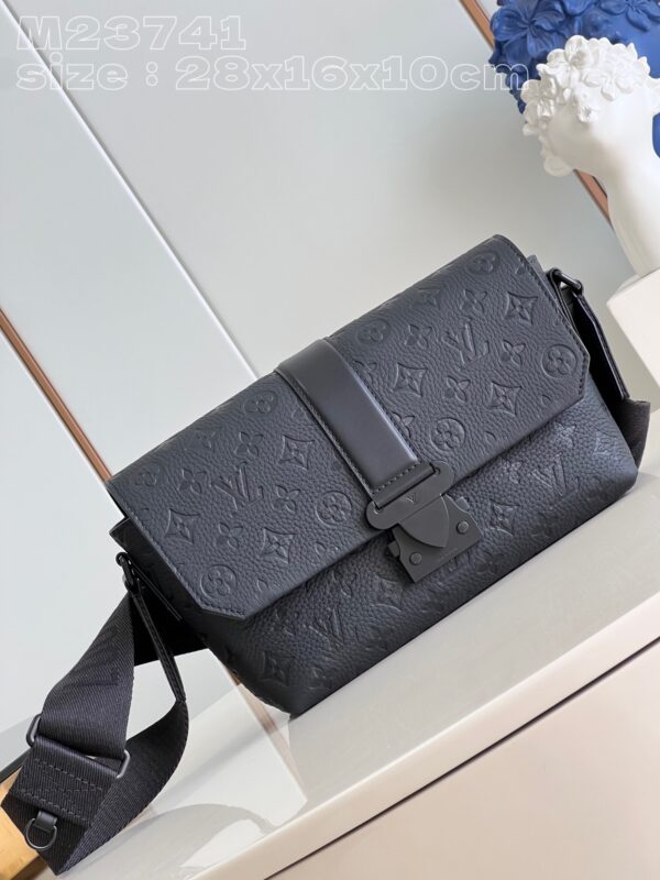 Louis Vuitton S-Cape Messenger
