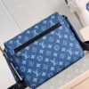 Louis Vuitton District PM