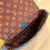 Louis Vuitton District PM