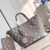 Louis Vuitton Blossom PM