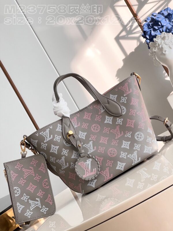 Louis Vuitton Blossom PM