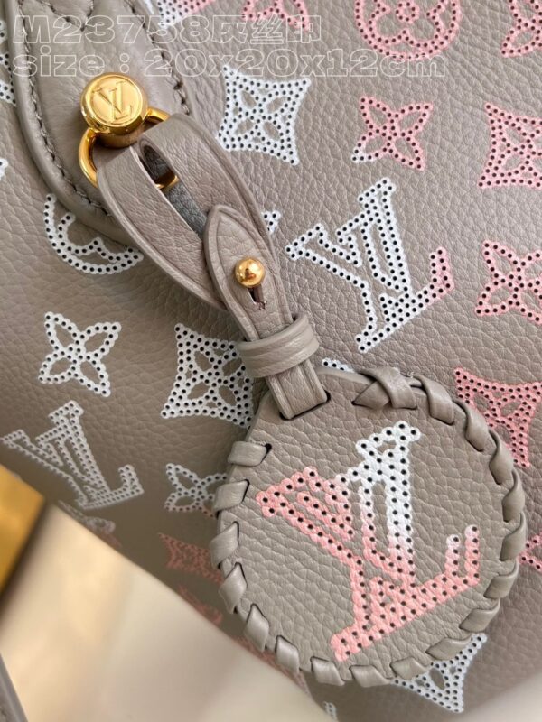 Louis Vuitton Blossom PM