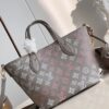 Louis Vuitton Blossom PM