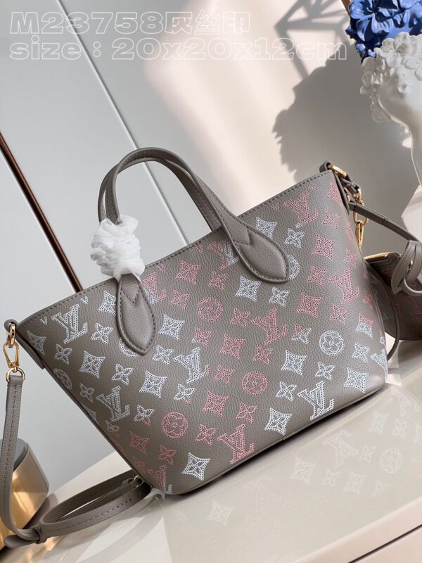 Louis Vuitton Blossom PM