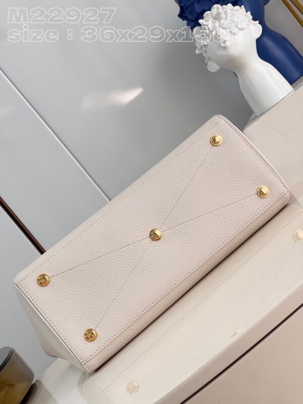 Louis Vuitton Lock It MM
