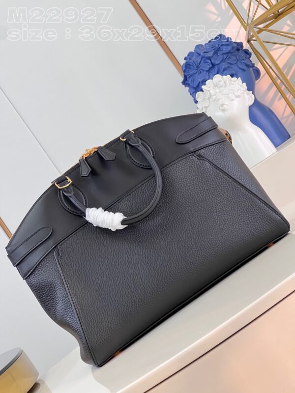 Louis Vuitton Lock It MM