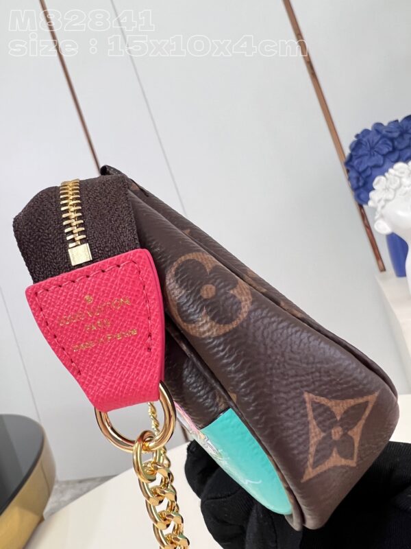 Louis Vuitton Mini Pochette Accessoires