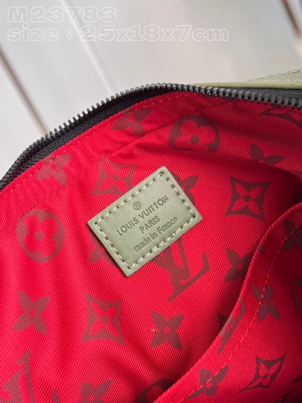 Louis Vuitton Trio Messenger