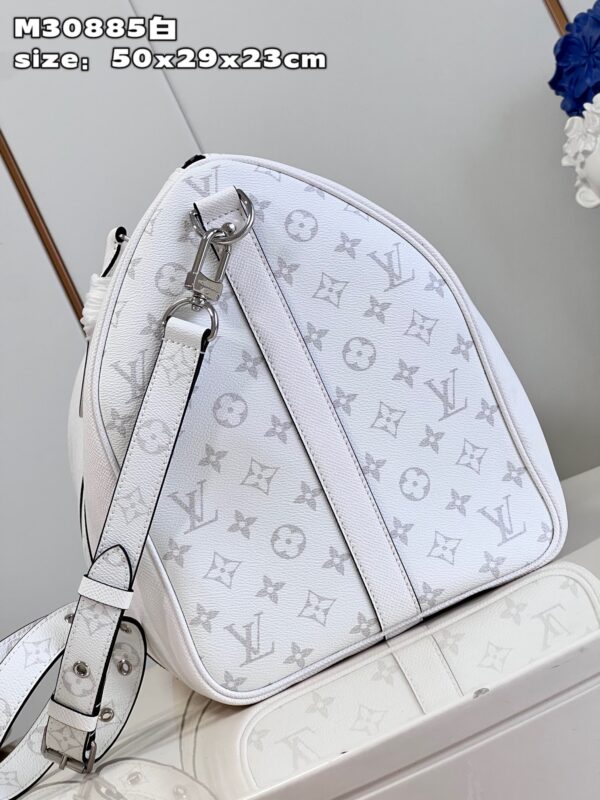Louis Vuitton Keepall Bandoulière 50
