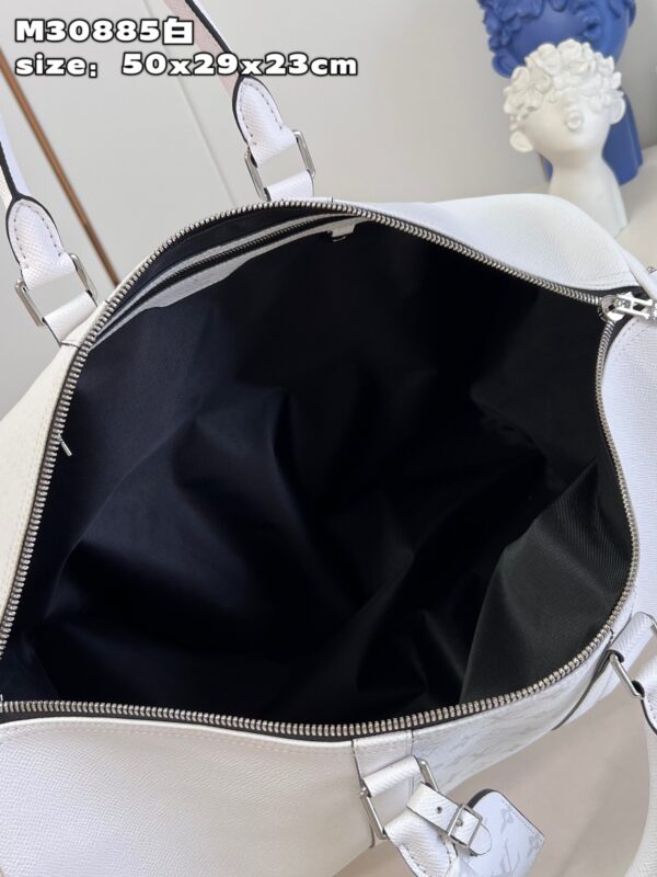 Louis Vuitton Keepall Bandoulière 50