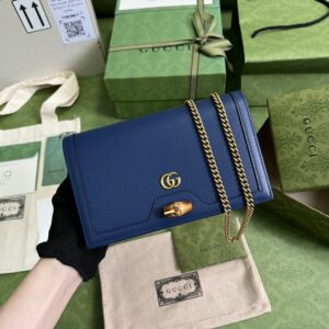 Gucci DIANA MINI BAG WITH BAMBOO