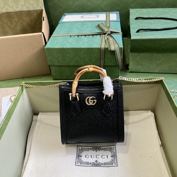GUCCI DIANA SUPER MINI BAG
