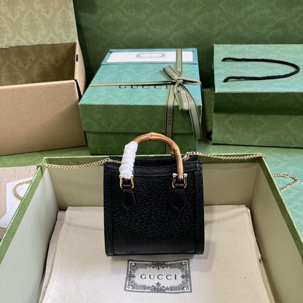 GUCCI DIANA SUPER MINI BAG