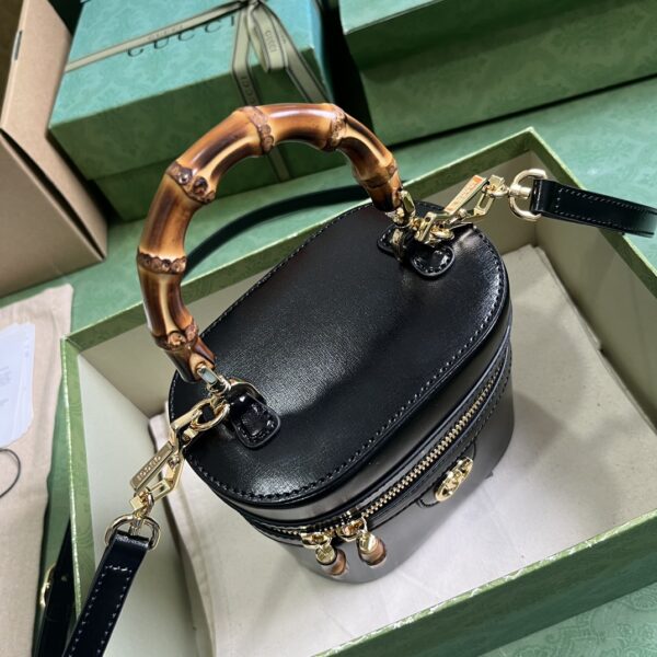 Gucci MINI BAMBOO SHOULDER BAG