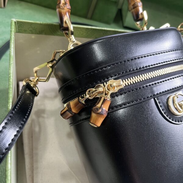 Gucci MINI BAMBOO SHOULDER BAG