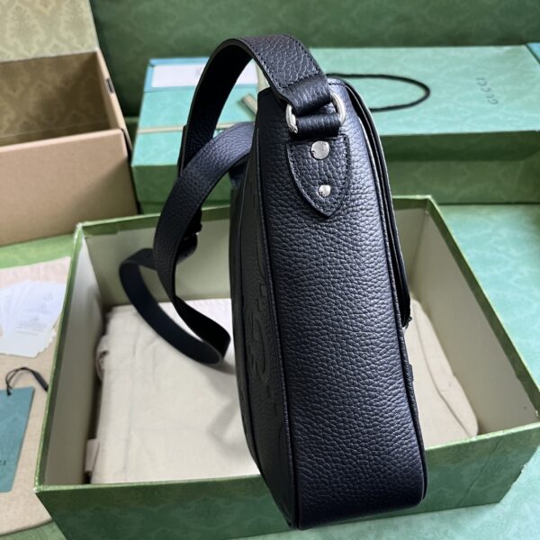 Gucci JUMBO GG MEDIUM MESSENGER BAG