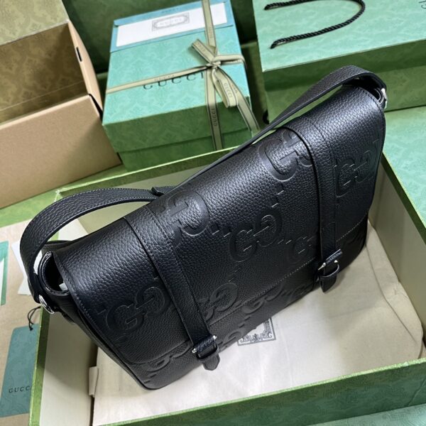 Gucci JUMBO GG MEDIUM MESSENGER BAG