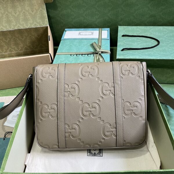 Gucci JUMBO GG MEDIUM MESSENGER BAG