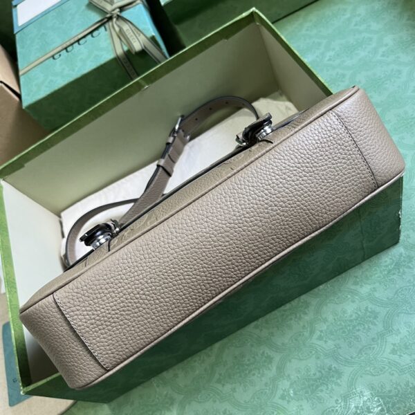 Gucci JUMBO GG MEDIUM MESSENGER BAG