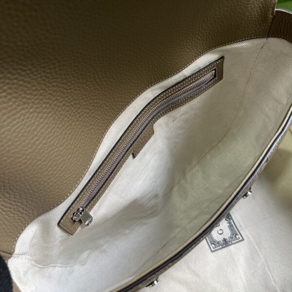 Gucci JUMBO GG MEDIUM MESSENGER BAG