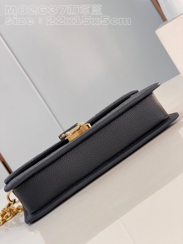 Louis Vuitton Wallet On Chain Métis