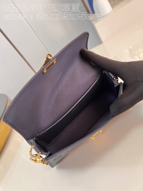 Louis Vuitton Wallet On Chain Métis