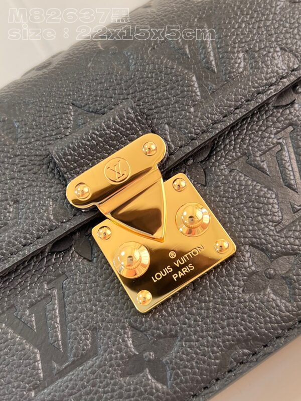 Louis Vuitton Wallet On Chain Métis