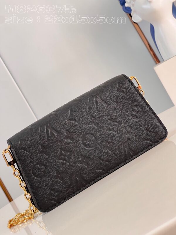 Louis Vuitton Wallet On Chain Métis