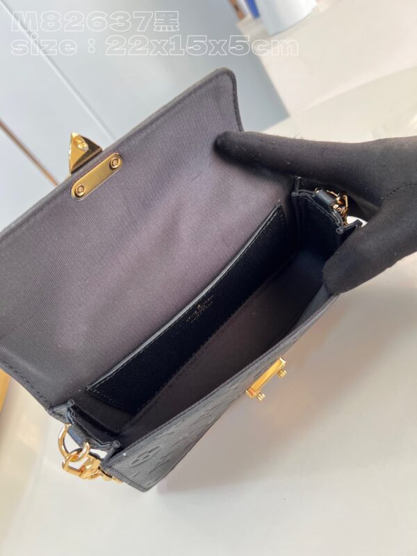 Louis Vuitton Wallet On Chain Métis
