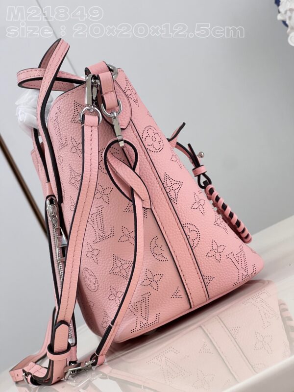 Louis Vuitton Blossom PM