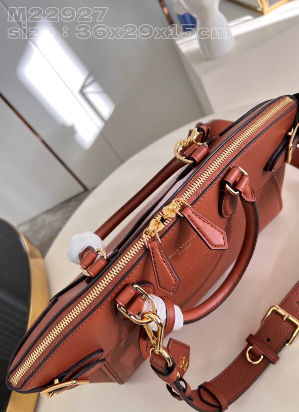 Louis Vuitton Lock It MM