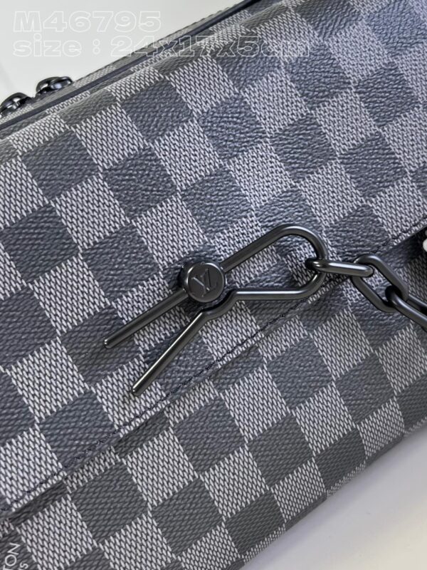 Louis Vuitton  Steamer