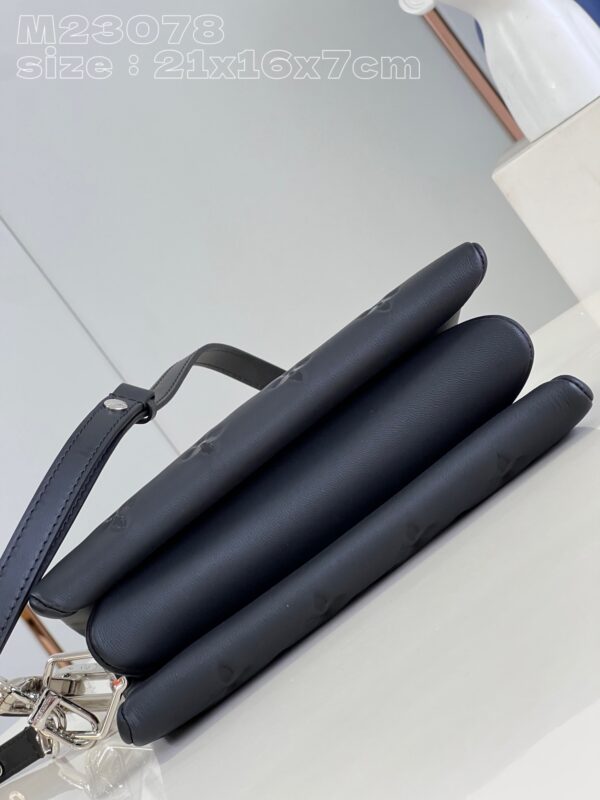 Louis Vuitton Coussin BB