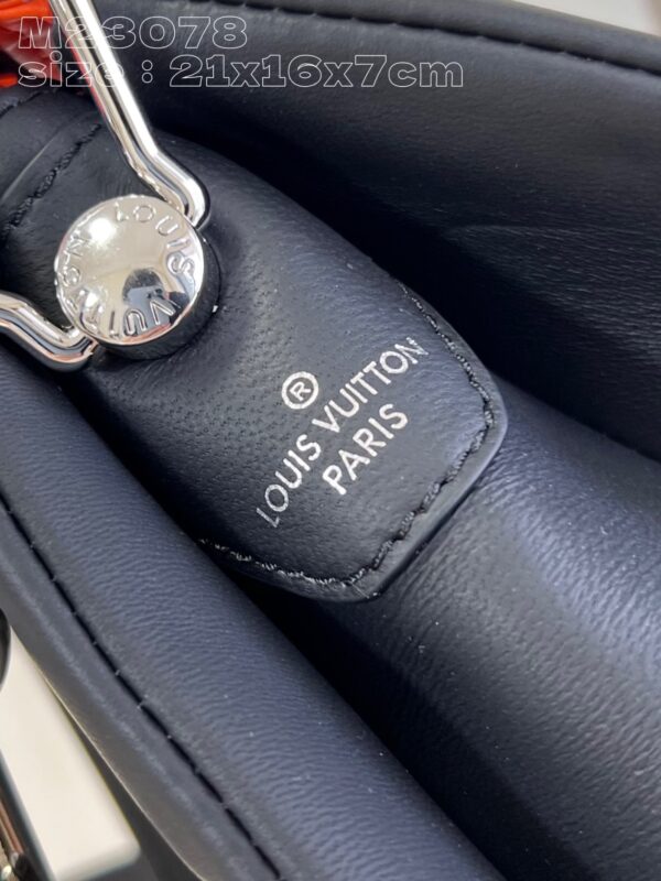 Louis Vuitton Coussin BB