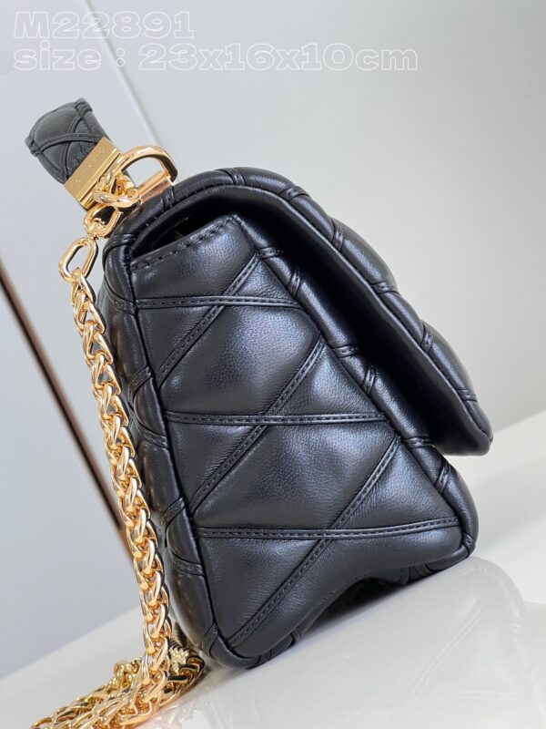 Louis Vuitton Twist Nicolas Ghesquière